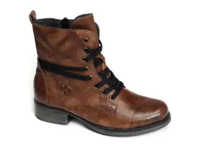 bottines et boots Rieker  Y9710 camel 