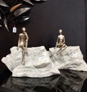 Statue Homme ou Femme sur son rocher